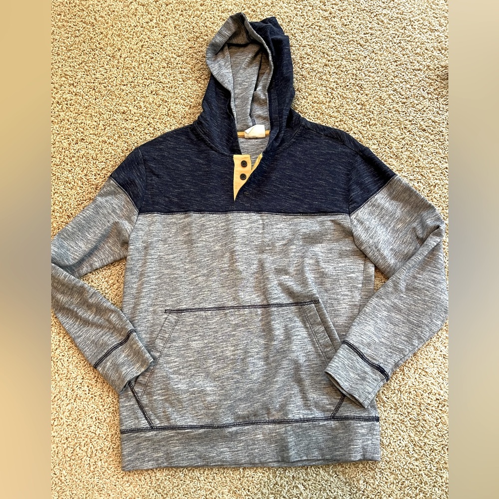 Crazy 8 boys hoodie. Size XL